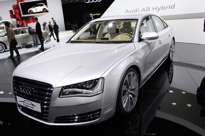 Audi A 8 Hybrid.