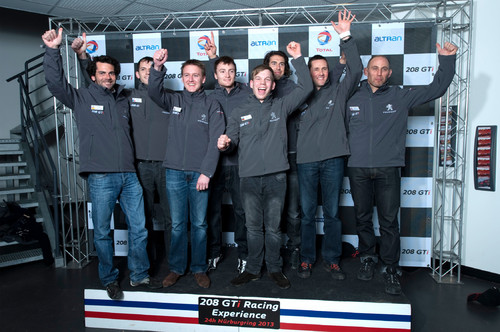 Fahrerteam 208 GTi Peugeot Sport.