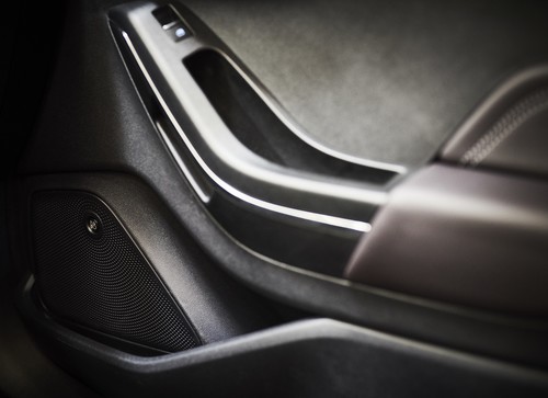 Im neuen Ford Fiesta wird auf Wunsch das „B&amp;O Play“-Soundsystem von Bang &amp; Olufsen mit zehn Premium-Lautsprechern und 675 Watt Ausgangsleistung eingebaut.