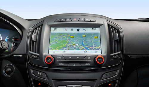 Infotainment-System im Opel Insignia mit 8-Zoll-Touchscreen.