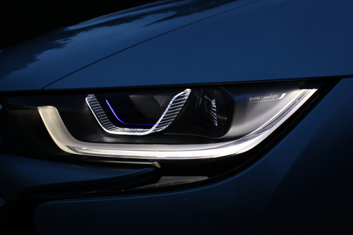 Laserlicht beim BMW i8.