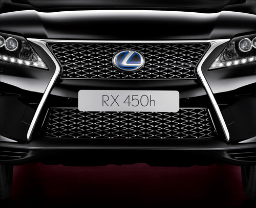 Lexus RX 450h.