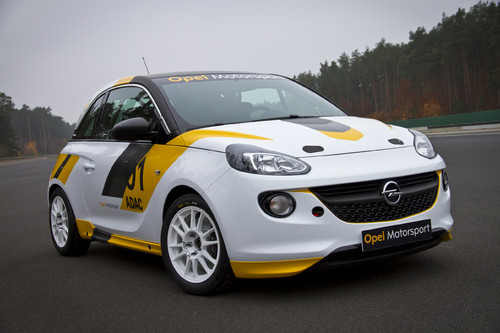 Opel Adam feiert als Rallye-Version nach R2-Reglement seine Weltpremiere beim deutschen Lauf zur Rallye-Weltmeisterschaft.