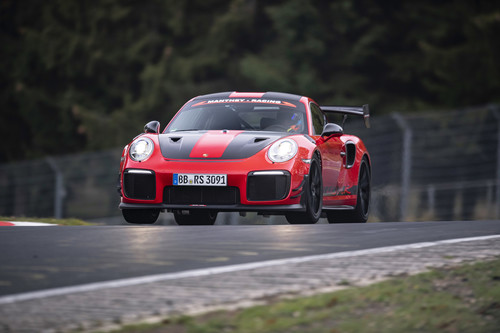 Porsche 911 GT2 RS MR bei der Rekordrunde über die Nürburgring-Nordschleife.