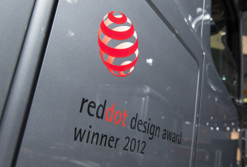 &quot;red dot design award 2012&quot; für den Mercedes-Benz Actros.