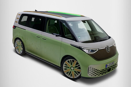 Auszubildende von Volkswagen Nutzfahrzeuge und Volkswagen Group Retail Deutschland haben auf Sylt ihren VW ID Buzz Green präsentiert. 