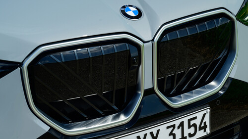 BMW X3.