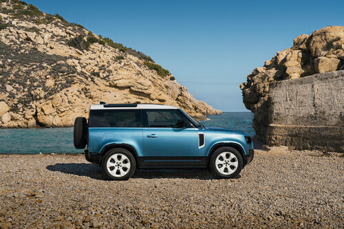 Defender 90 Eivissa Edition „Noontide“.