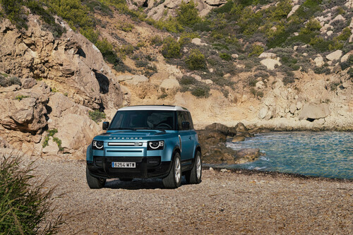 Defender 90 Eivissa Edition „Noontide“.