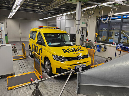 Die ADAC-Straßenwacht setzt zukünftig auf den neuen VW Caddy. Die Pannenhilfefahrzeuge werden nach Möglichkeit mit HVO100 betankt.