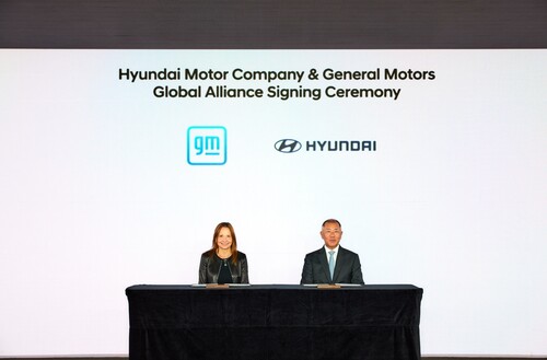 GM-Vorstandsvorsitzende Mary Barra und Euisun Chung, Vorstandsvorsitzende der Hyundai Motor Group, haben eine mögliche Zusammenarbeit vereinbart.