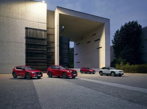 Mazda-Modelle (von links): CX-5, CX-80, CX-30 und MX-30.