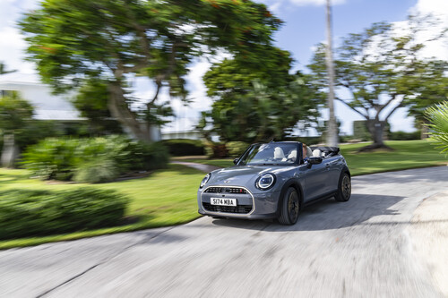 Mini Cooper Cabrio.