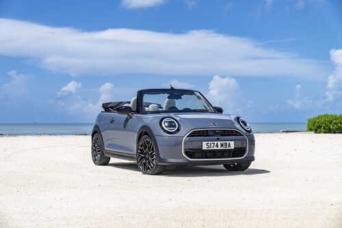 Mini Cooper Cabrio.