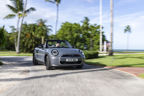 Mini Cooper Cabrio.