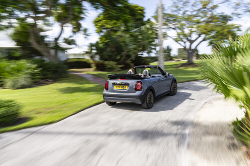 Mini Cooper Cabrio.