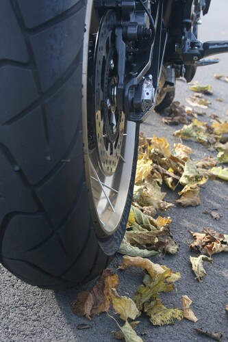 Motorrad fahren im Herbst.