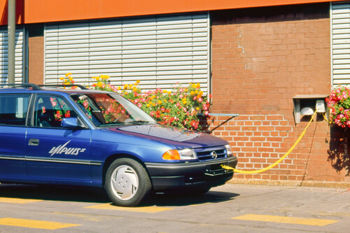 Opel Astra Impuls (1993–1997).