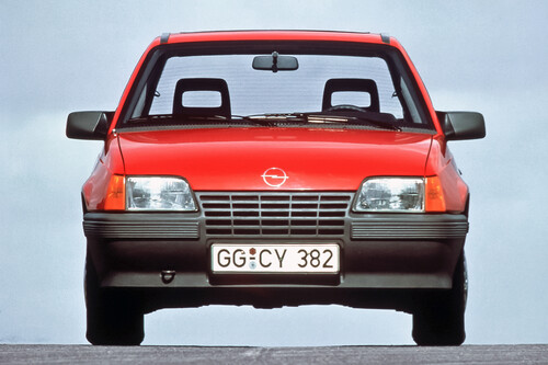 Opel Kadett E (1984–1991).