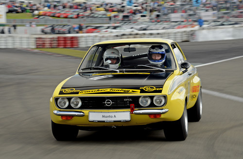 Opel Manta A beim AvD-Oldtimer-Grand-Prix.