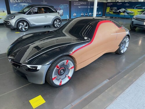 Opel-Studie GT Concept: Der zweisitzige Sportwagen war auch als Adam GT geplant, ging aber nicht in Serie.