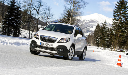 Opel-Weihnachtsgeschenke: OPC-Winterfahrtraining.
