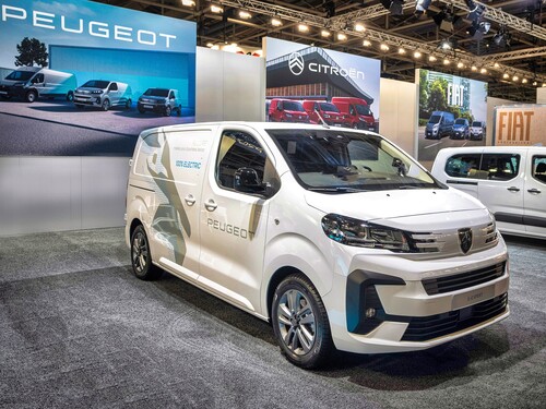 Peugeot E-Expert auf der IAA Transportation 2024.