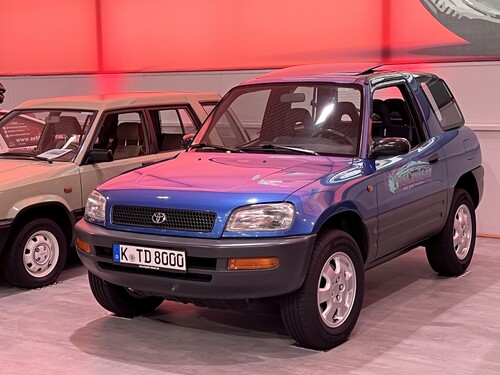 Toyota Collection: RAV4 (1. Generation).