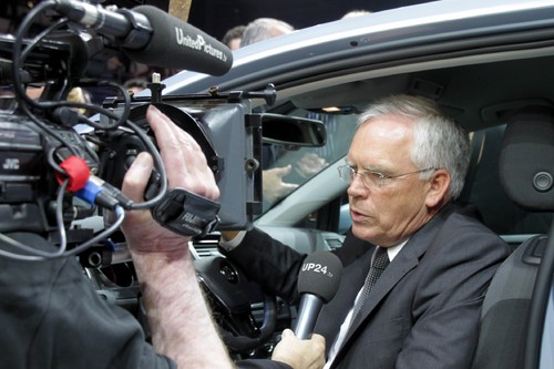 Volkswagen-Konzernabend in Paris: Entwicklungschef Urlrich Hackenberg.