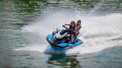 Yamaha stattet seine Cruising-Waverunner mit einem neuen Audiosystem aus.