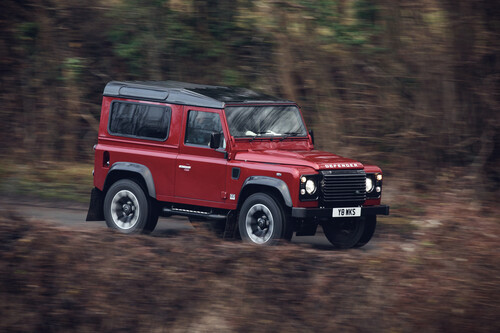 Zum 70. Geburtstag von Land Rover gab es 2018 das Editionsmodell Defender Works V8.