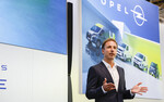 Opel-Chef Florian Huettl auf der IAA Transportation in Hannover.