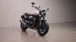 Video: Triumph Speed Twin 1200.